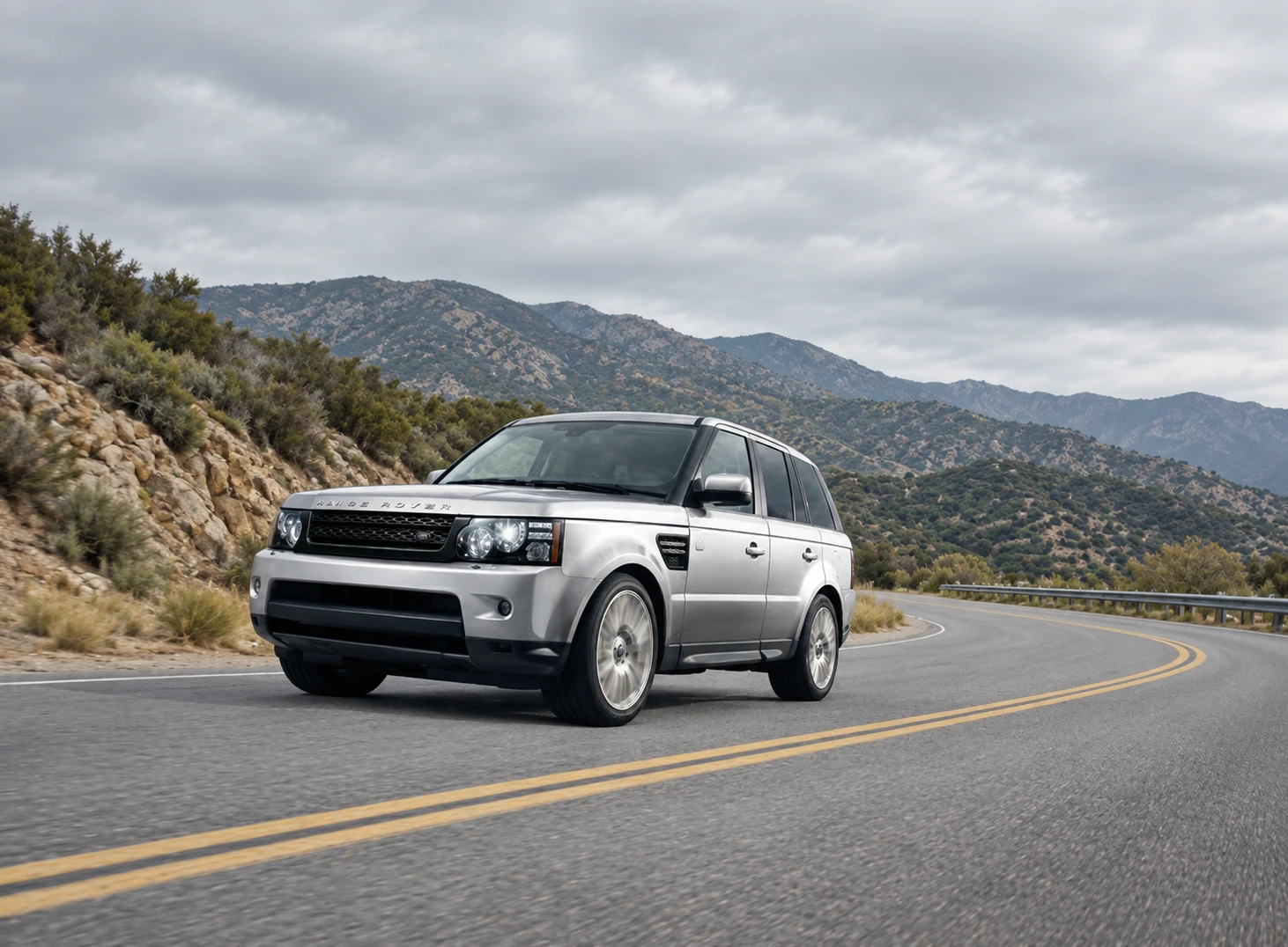 Range Rover Sport L320 from the period equipment announcement