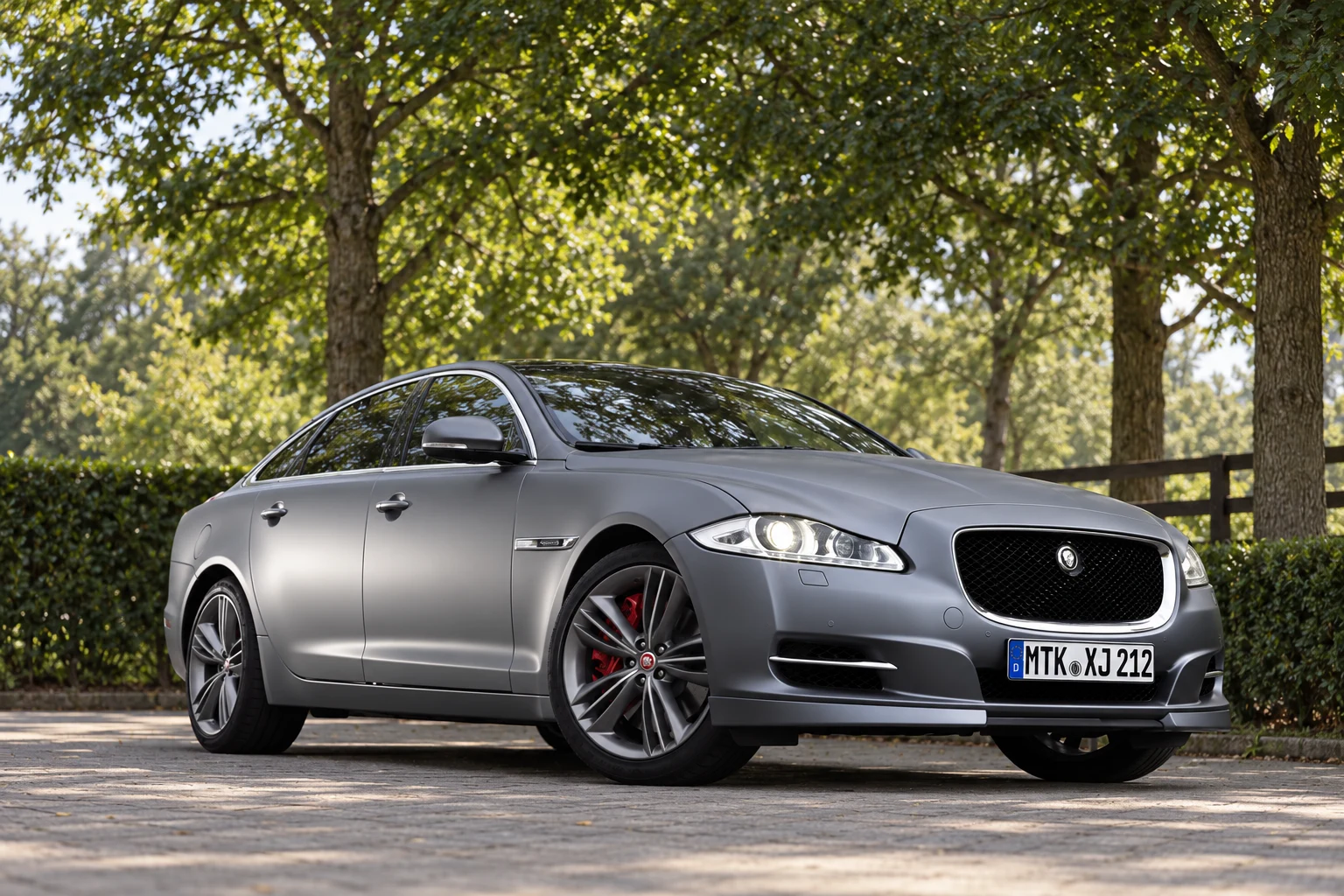 The matt-grey long-wheelbase XJ Supersport demonstration car