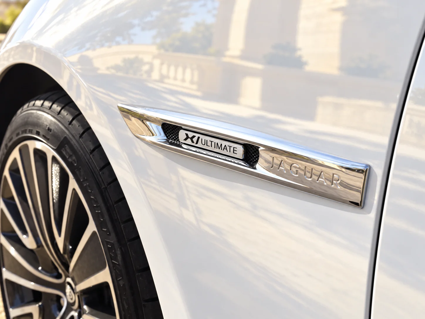 XJ Ultimate identification in the front-wing vent