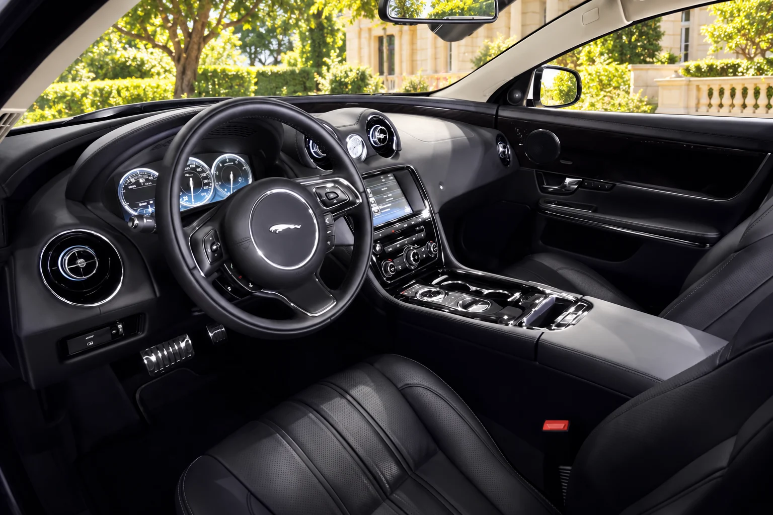 The original XJ Ultimate dashboard and centre console